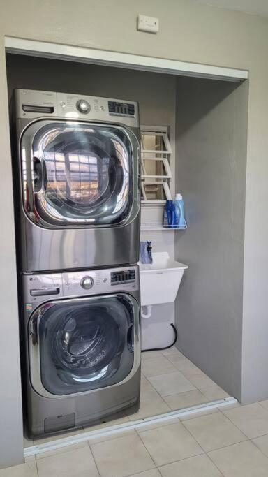 Coamo Beautiful House, Ac, 10Min Coamo Hot Springs Apartment ภายนอก รูปภาพ