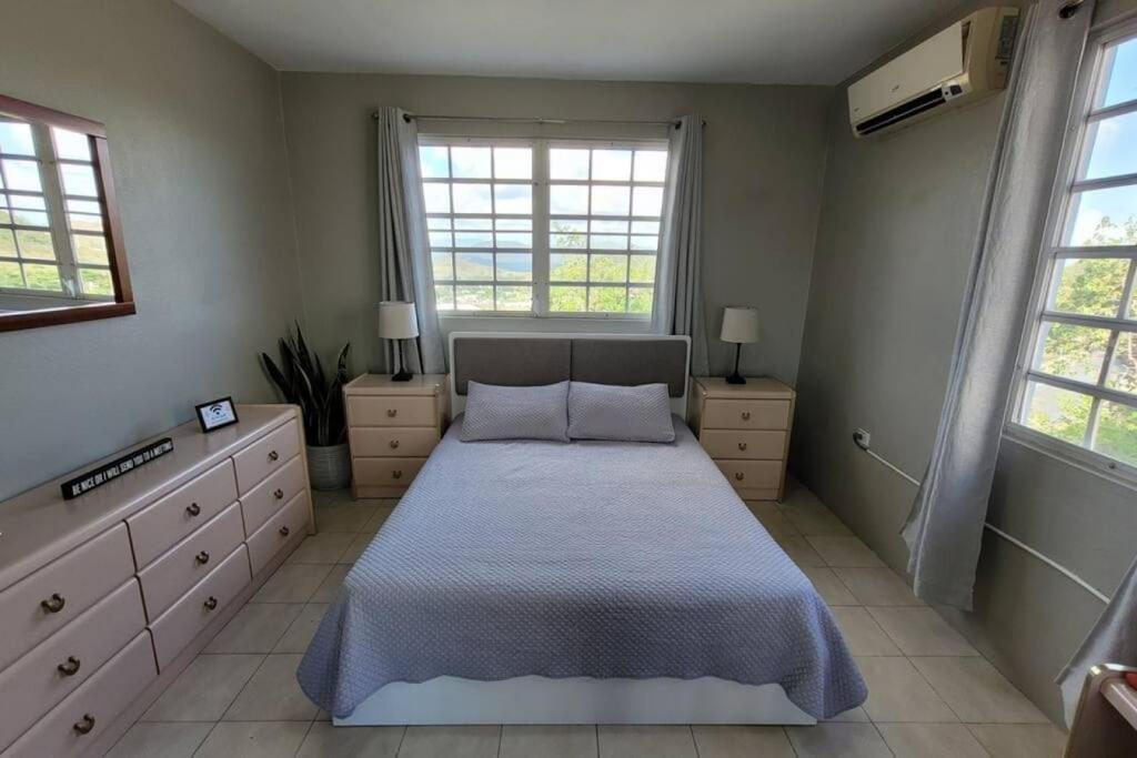 Coamo Beautiful House, Ac, 10Min Coamo Hot Springs Apartment ภายนอก รูปภาพ
